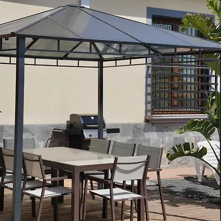 Unique Golf Apartment